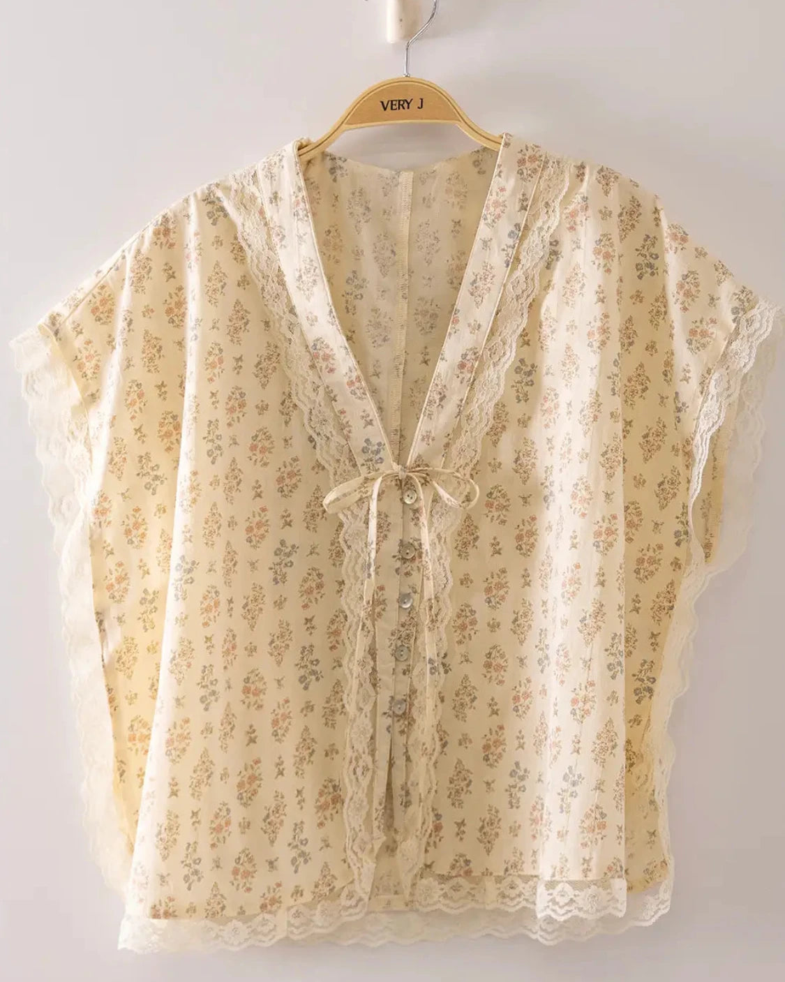 Romantic Floral Lace Tie Blouse