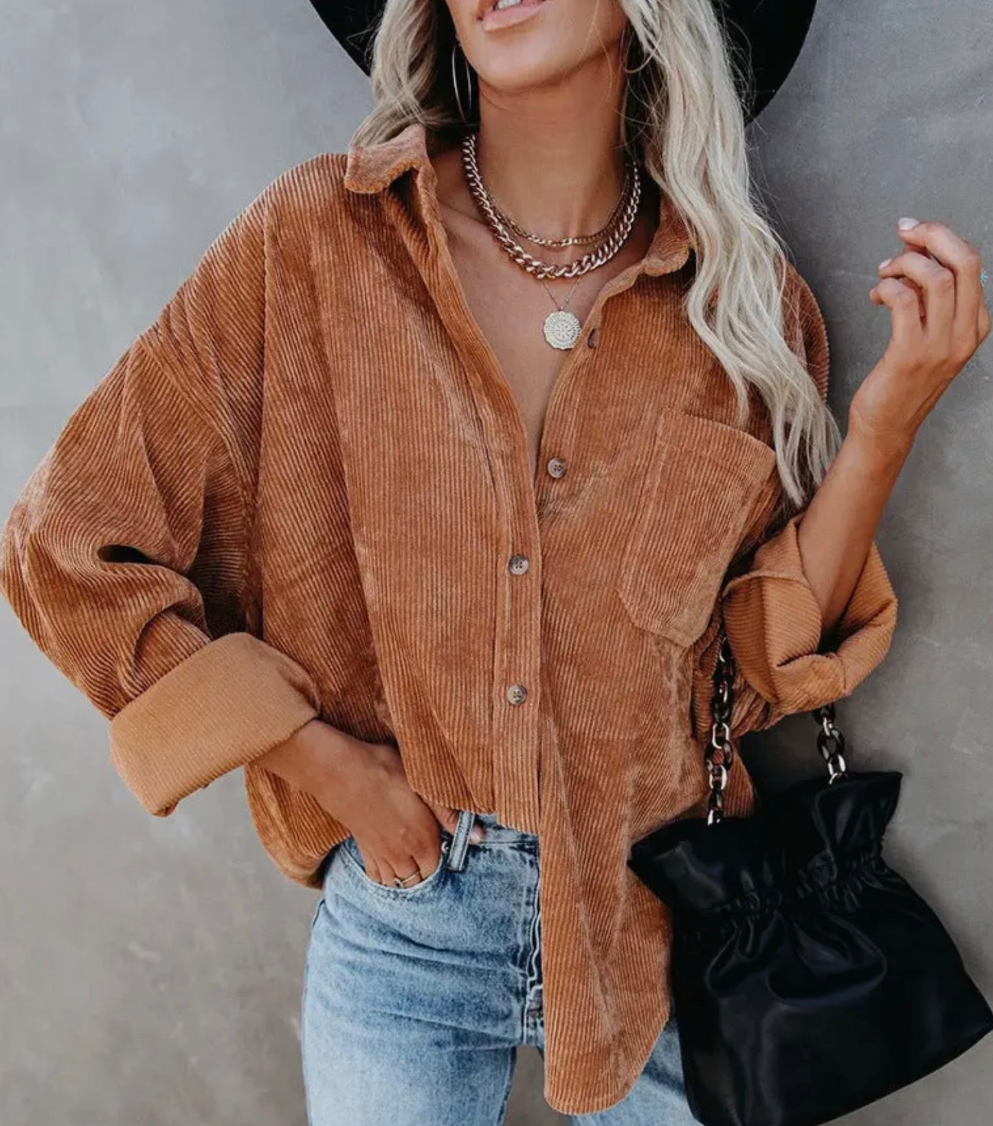 Oversized Buttonup Corduroy